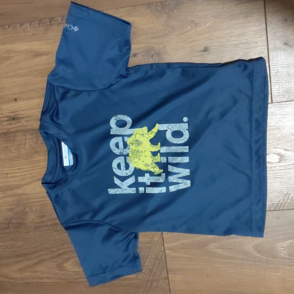 Columbia Kids "Keep it Wild" Short Sleeve Shirt in Dark Blue, size XXS (4/5)